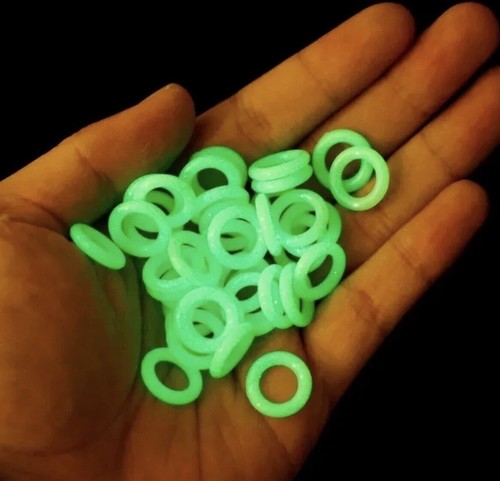 Glow the dark rings - in,